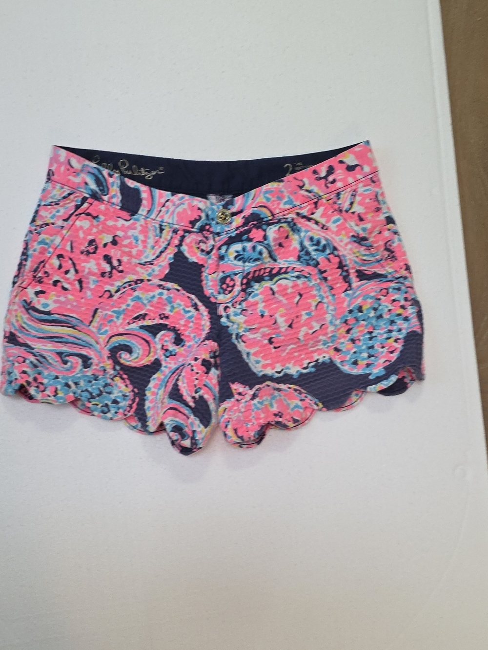 Lilly Pulitzer Neon Pink Paisley Scallop Hem High-Waist Shorts
